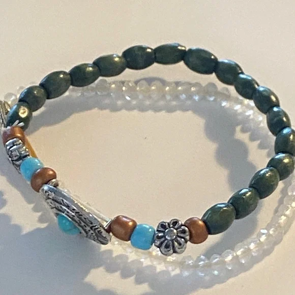 Bohemian paired Beaded Bracelet Set of 2 with Turquoise color and Gold Accents - Picture 4 of 4